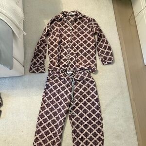 Roller Rabbit Linen Pajamas size small